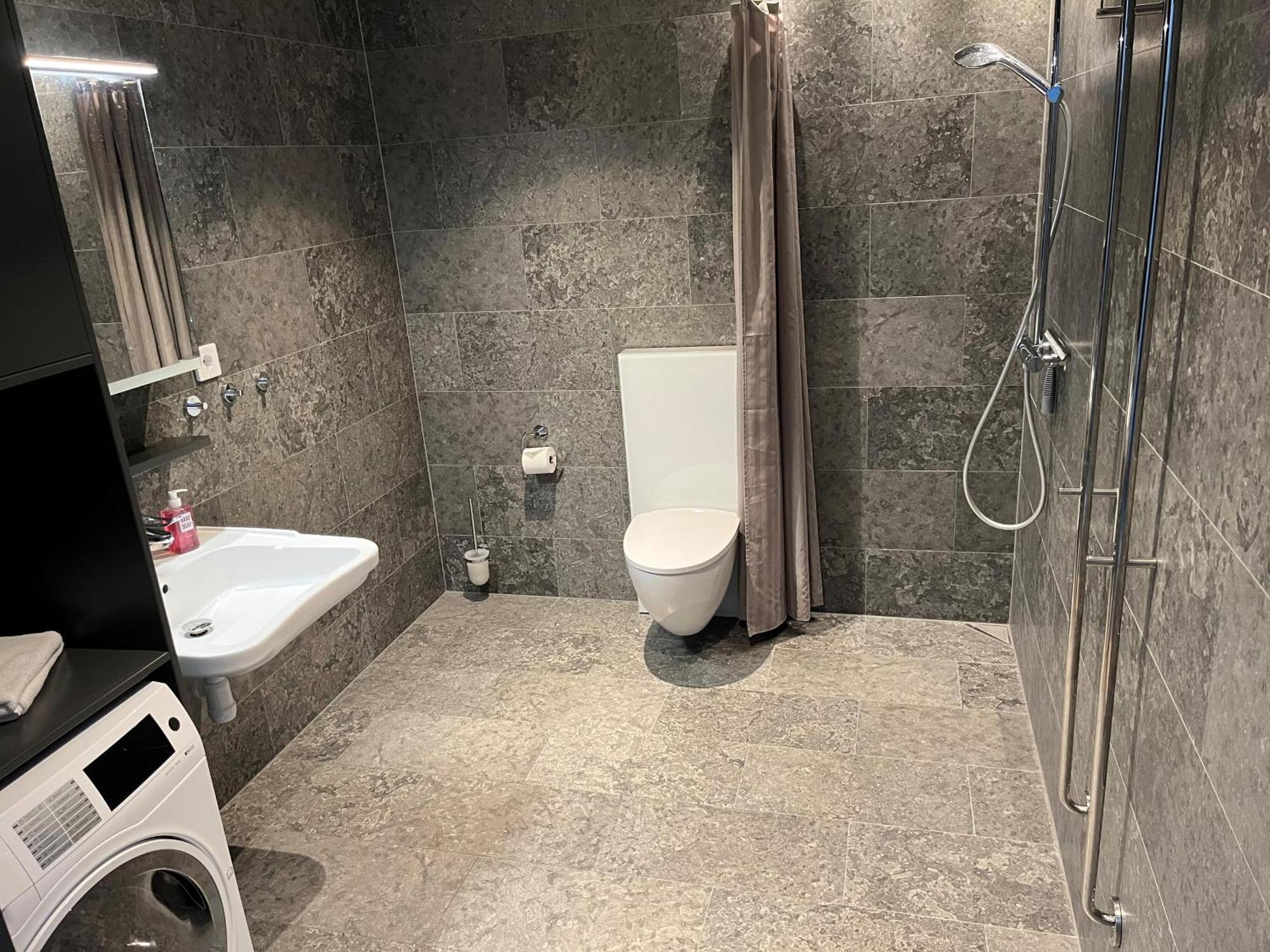Ahusbrygga Apartment Hotel Luaran gambar